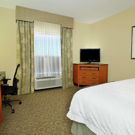 Hampton Inn & Suites Buffalo Exteriör bild