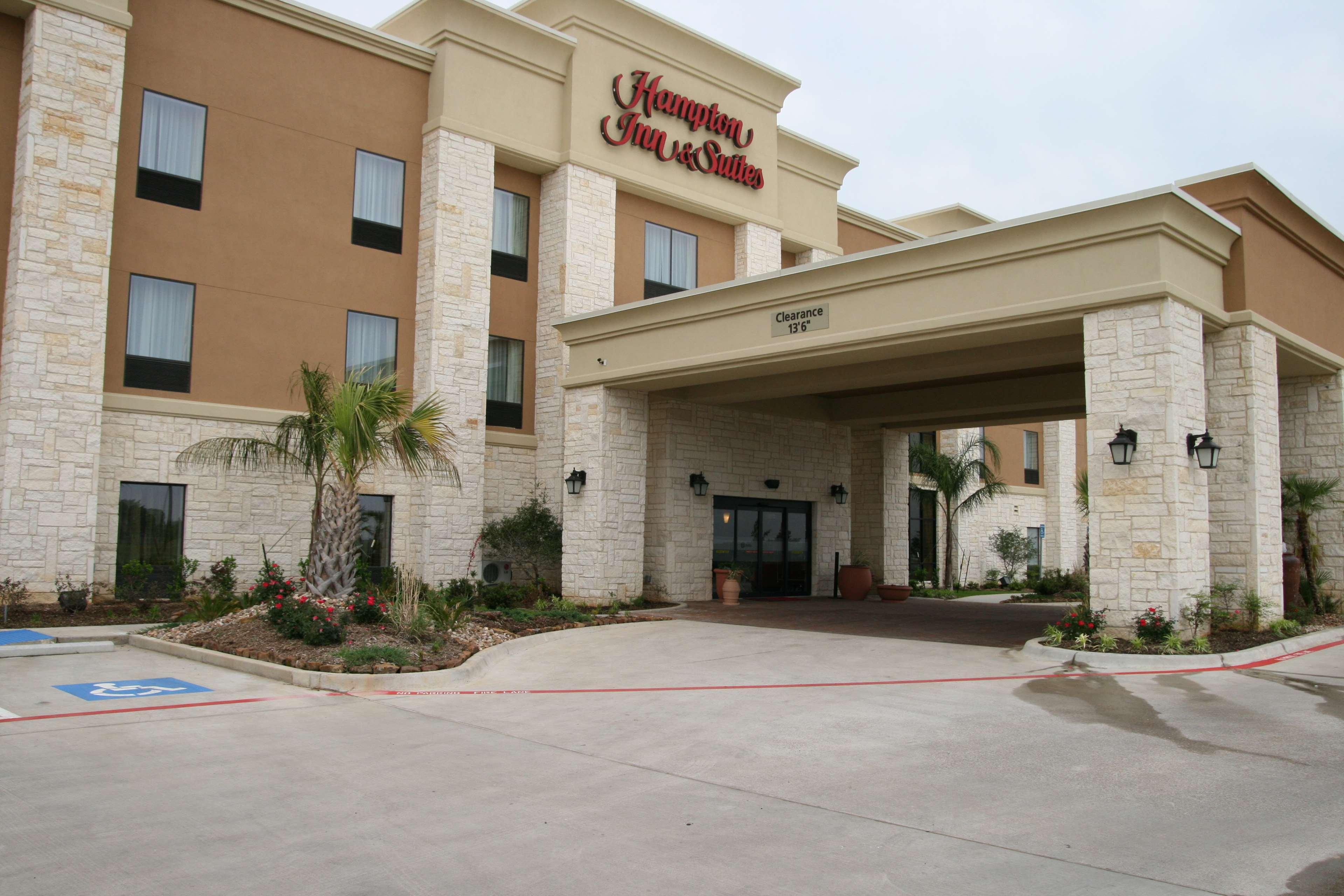 Hampton Inn & Suites Buffalo Exteriör bild