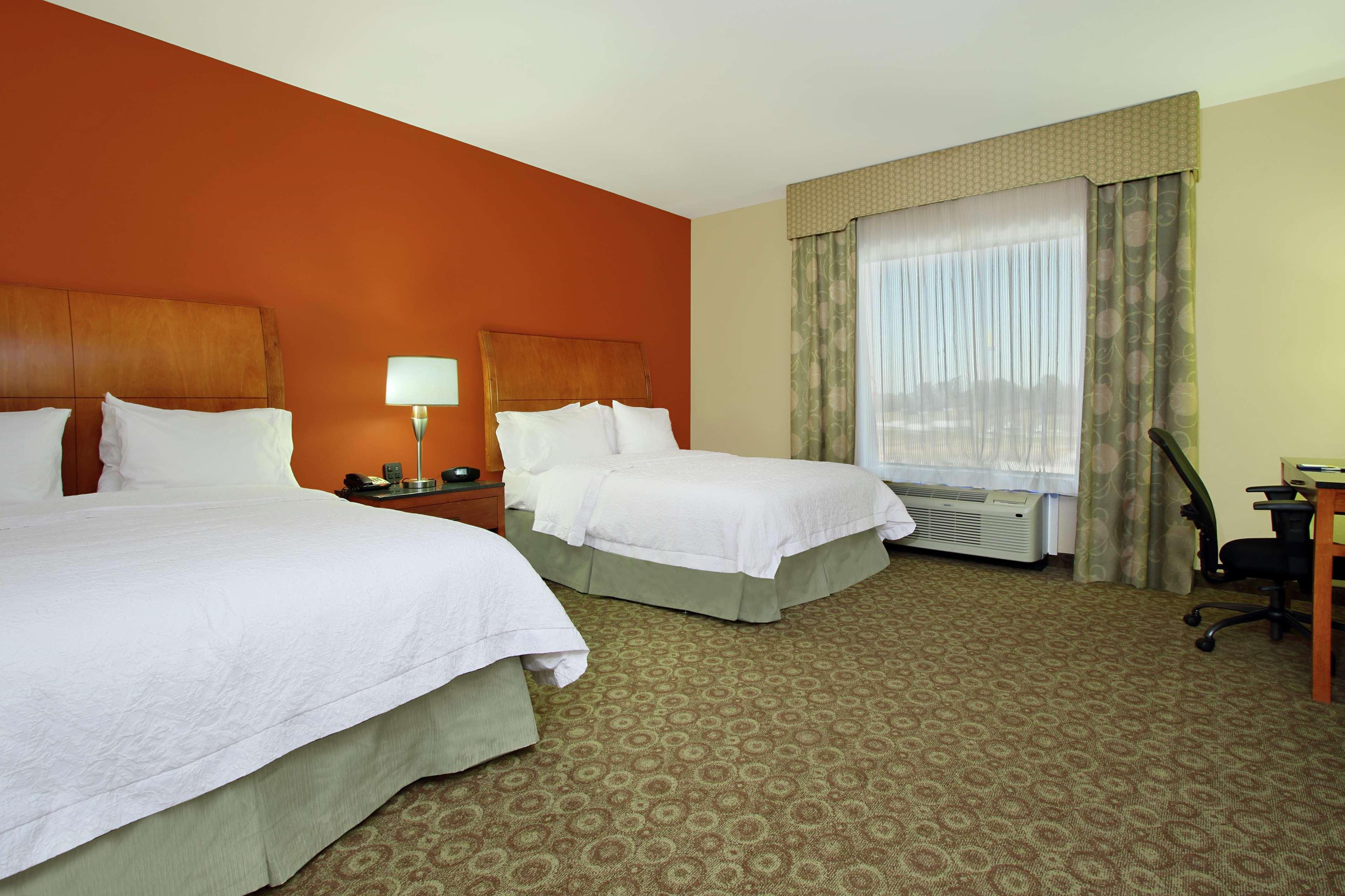 Hampton Inn & Suites Buffalo Exteriör bild